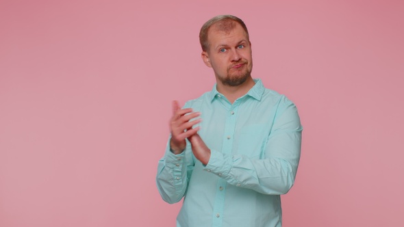 Tourist Stylish Man in Shirt Showing Thumbs Up and Nodding in Approval Successful Good Work