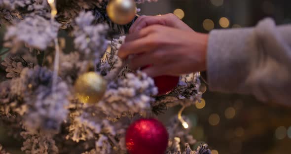 Christmas decoration on the tree at night