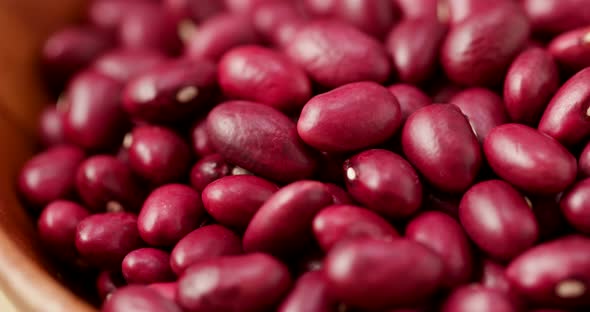 Red mung bean in wooden bowl