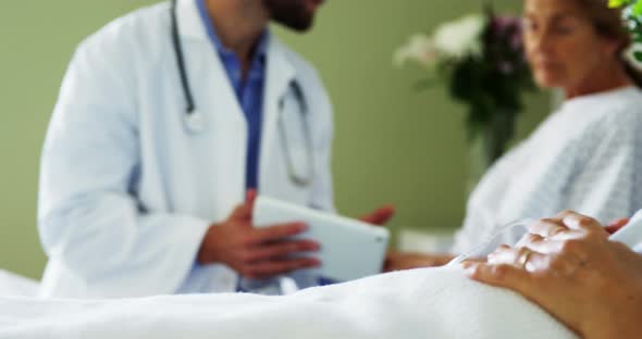 Senior woman relaxing in the ward