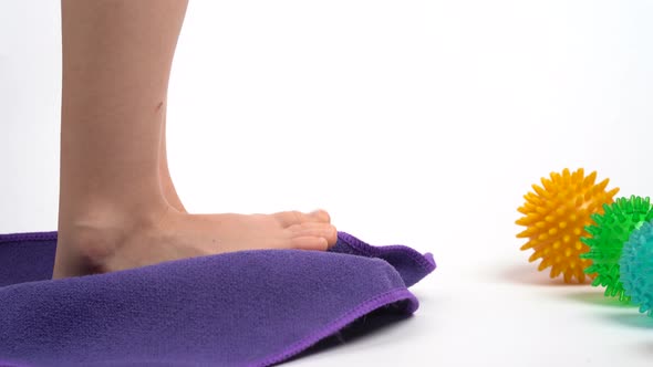 Prevention of Children's Flat Feet and Hallux Valgus Exercises with Tissue and Massage Balls