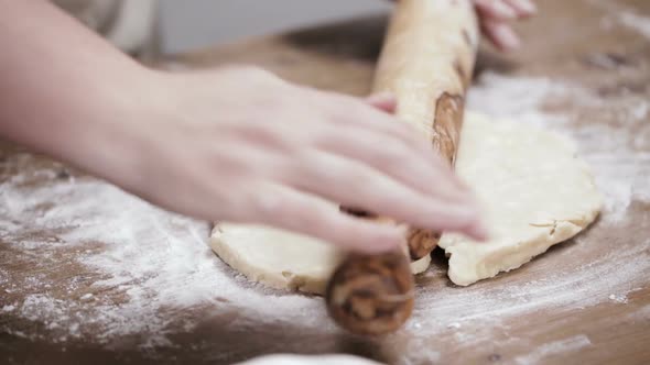 Step by step. Rolling out dough for pie crust