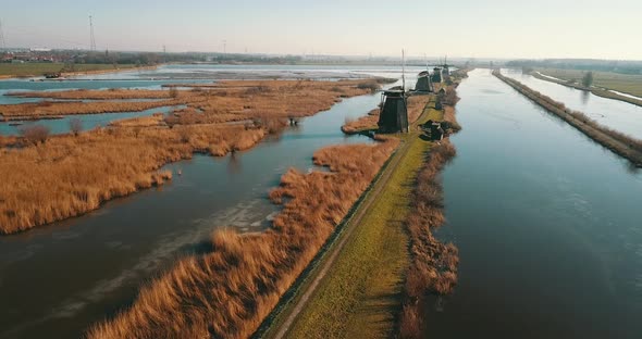 Kinderdijk Aerial 4K