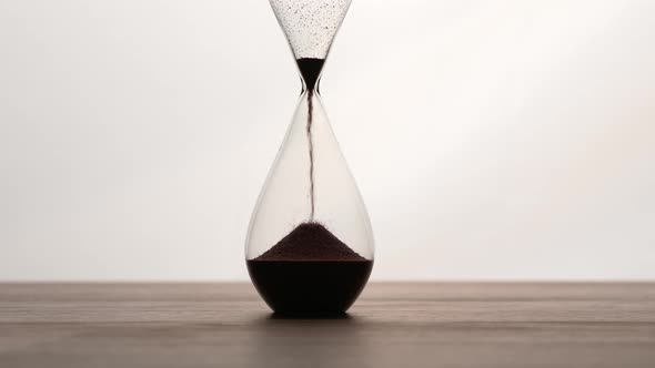 Hourglass 17