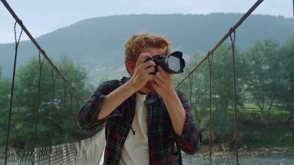 Photographer Enjoy Mountains Nature Closeup