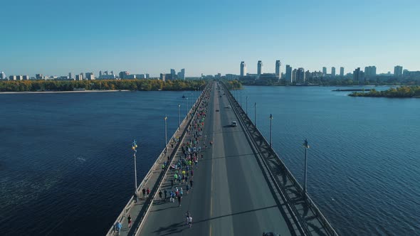 Marathon Running On The Bridge