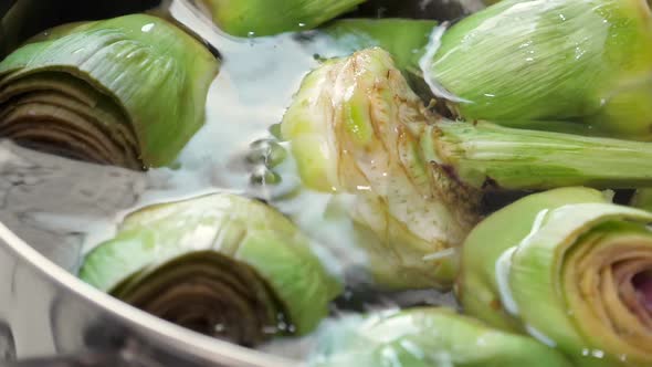 Cooking Artichokes in Saucepan