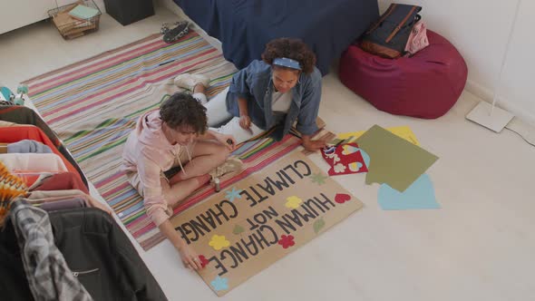 Friends Decorating Slogan Sign