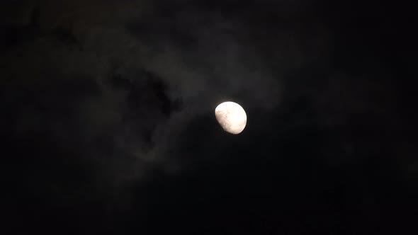 Real Full Moon Video on a Dark Cloudy Night