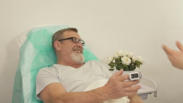 An Adult Daughter Visited Her Father Who Is in the Hospital