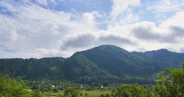 A stunning timelapse of fog passing over the Blue Ridge Mountains during sunrise