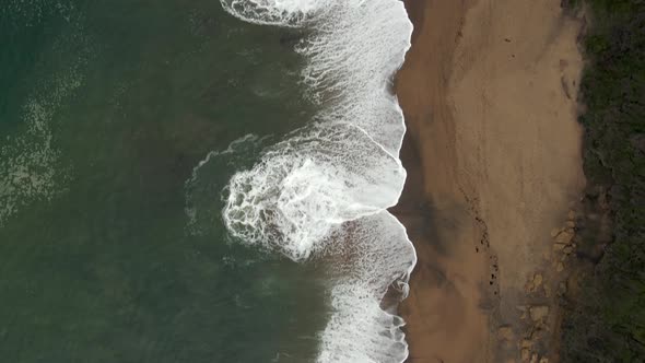 Stunning Aerial Video Fiotage of Australian Coastline Along the Great Ocean Road