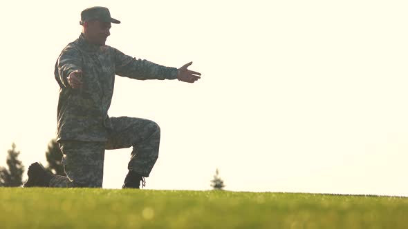 Miltary Man Return From the Army Meeting His Daughter.