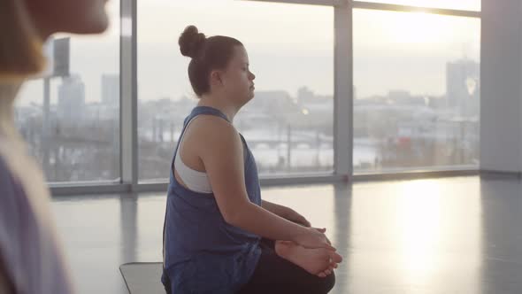 Two Women Starting Exercising