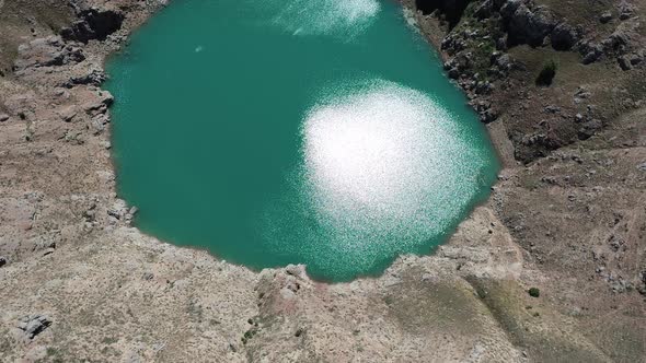 sivas zara kizilcan crater lake