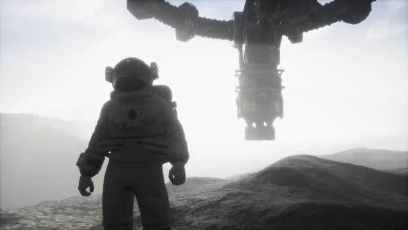 Astronaut Walking on an Mars Planet alt