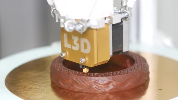 Making Chocolate Dessert With 3D Printer