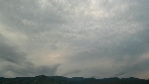 220419_Dramatic sky with storm cloud on a cloudy day time lapse.