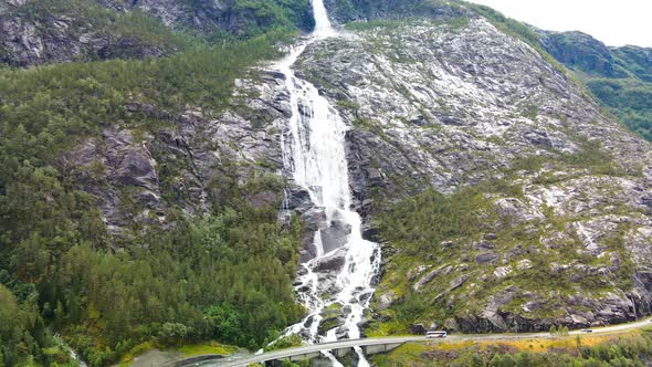 Langfoss (Langfossen) - the fifth highest waterfall in Norway.
