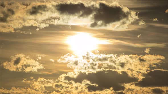 Beautiful Timelapse Clouds and Sun in the Sky