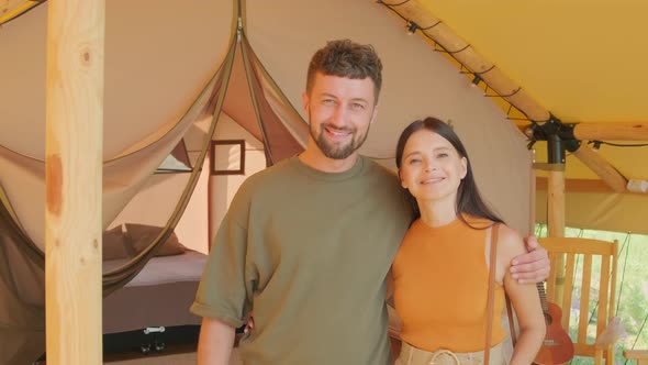 Portrait of Hetero Couple in Glamping