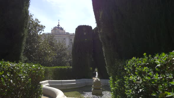 Fountain in Sabatini Gardens