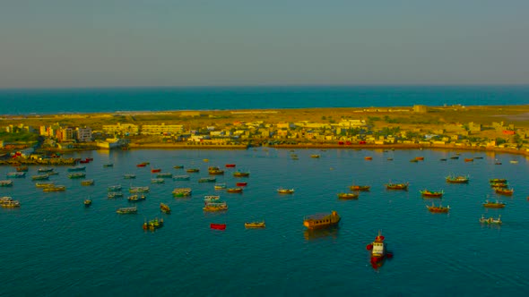 A busy Ireland with ships.