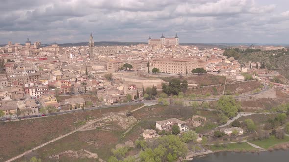 Aerial shot of Toledo and the riverside