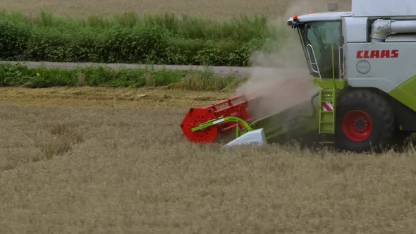 Video Filming of the Harvest