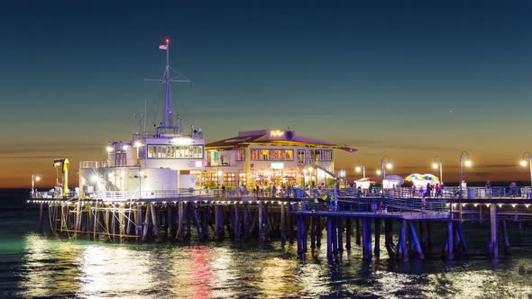 Santa Monica Pier, End of Pier at Dusk alt
