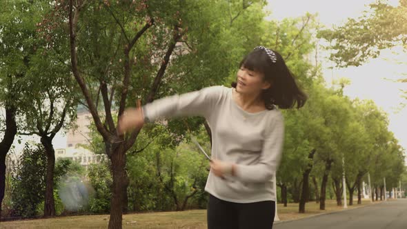 Taiwanese woman playing with a Chinese Yo-Yo