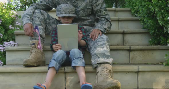 Soldier with his family alt