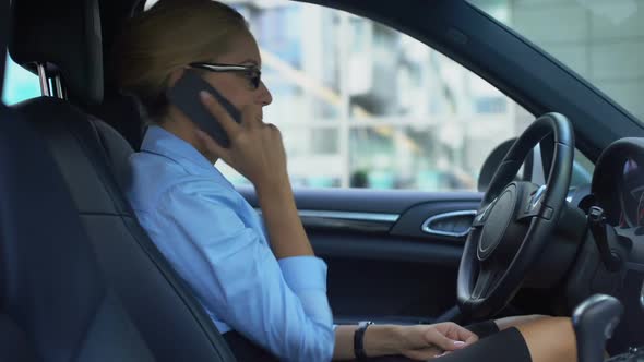 Hysterical Woman Swears on Phone, Throws Device Out of Car, Nervous Breakdown