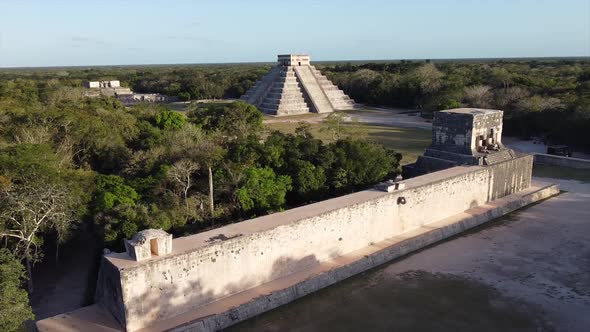 Video of the great Mayan City  "Chichen itza"