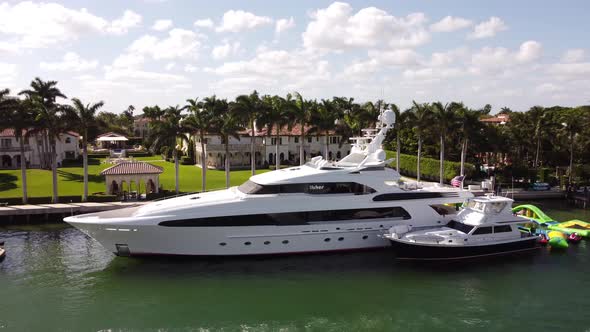 Usher Raymond Iv Yacht Miami Beach Fl Shot With Aerial Drone