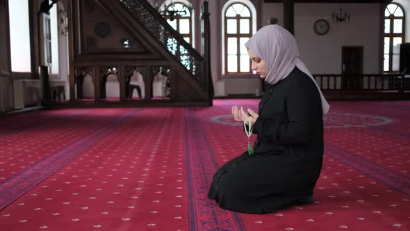 Worship Inside Mosque