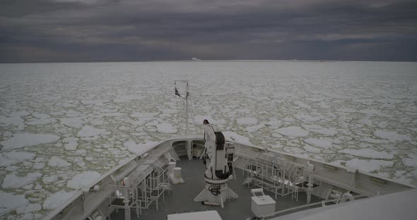 Iceberg and icefield