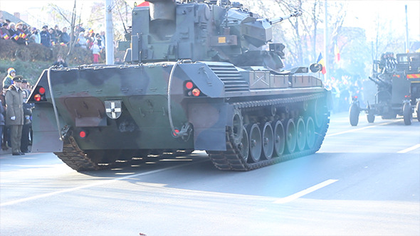 Slow Moving Tank alt