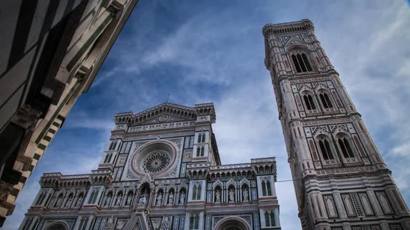 Florence Cathedral in Piazza del Duomo 02