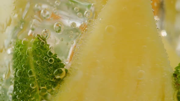 Pineapple Lemonade Macro