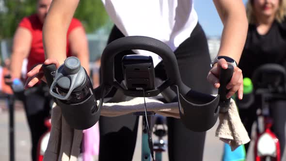 Outdoor Fitness Women and Spin Class 4K