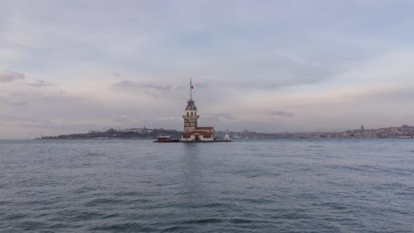 Istanbul Bosphorus Maiden's Tower (kiz kulesi) timelapse