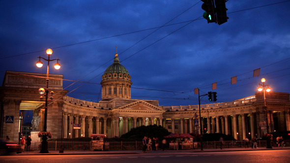 Time Lapse  Of Traffic Near Kazan Cathedral