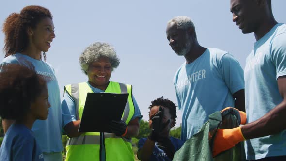 Volunteers collecting rubbish and recycling