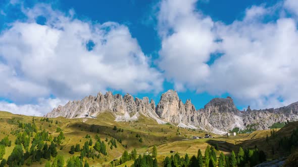 Time Lapse of Dolomites Italy, Pizes de Cir Ridge