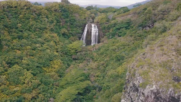 Hawaii waterfall drone shot