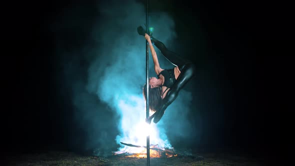 Pole Dance