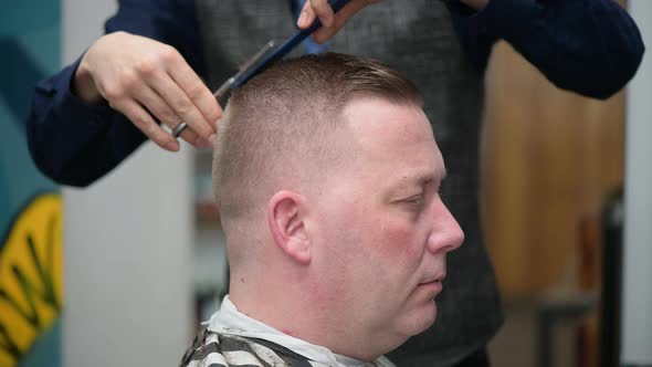 Men's Haircut in Barbershop