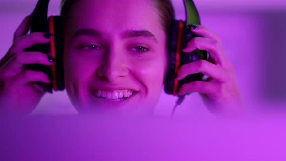 Esport Girl Looking Computer Screen Closeup