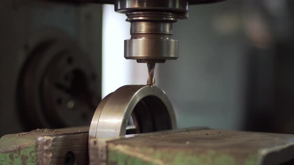 Machining a Part with a Drill Cutter.